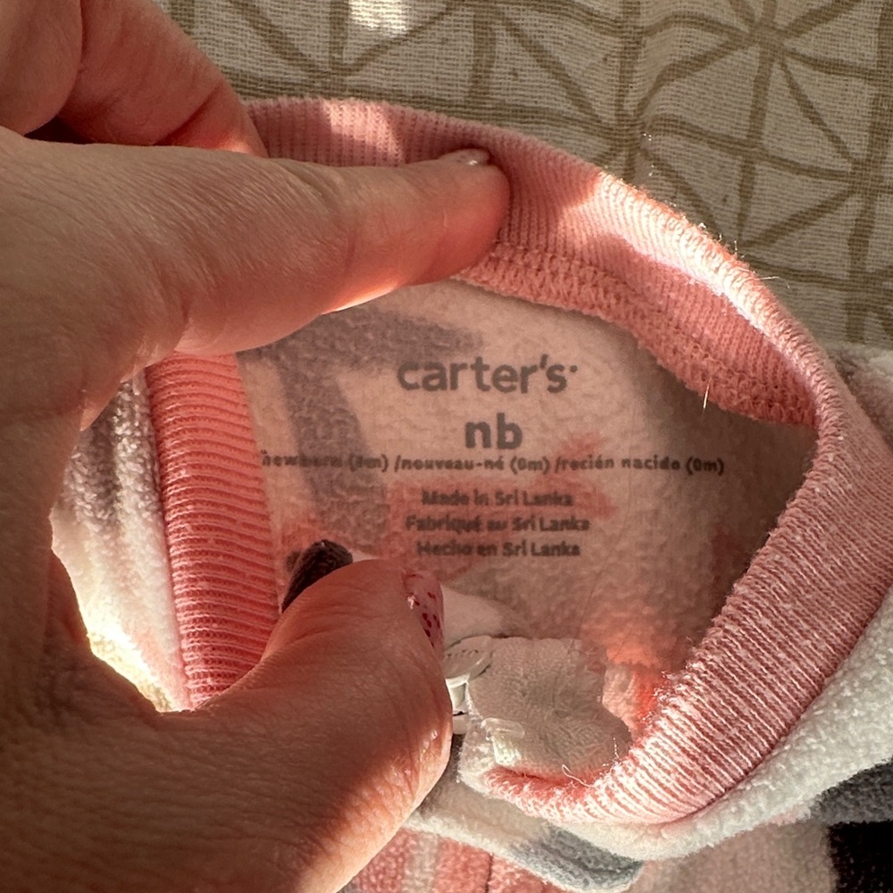 Lot of 7 Newborn One Pieces - Picture 13 of 15